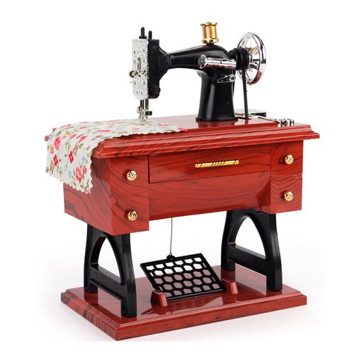 Шкатулка музыкальная Швейная машинка 16 см Шкатулка музыкальная Швейная машинка 16 см