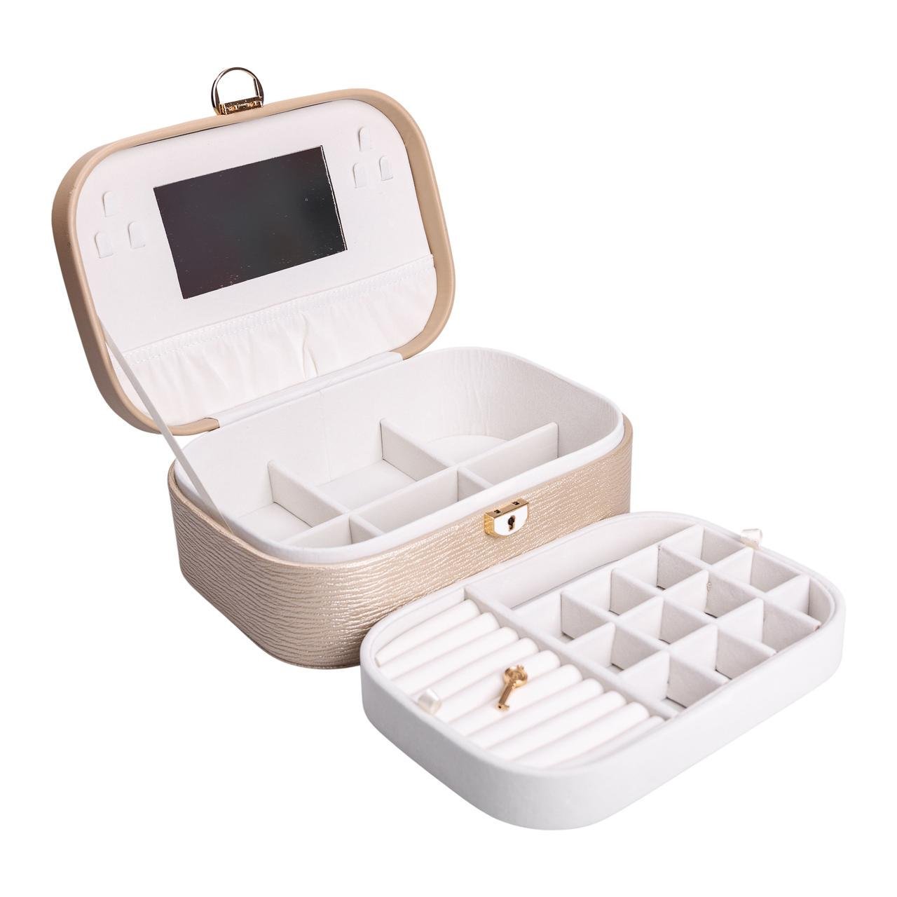 Шкатулка для украшений из эко кожи 2 яруса с замком для ювелирных изделий (6654) Шкатулка для украшений из эко кожи 2 яруса с замком для ювелирных изделий (6654)