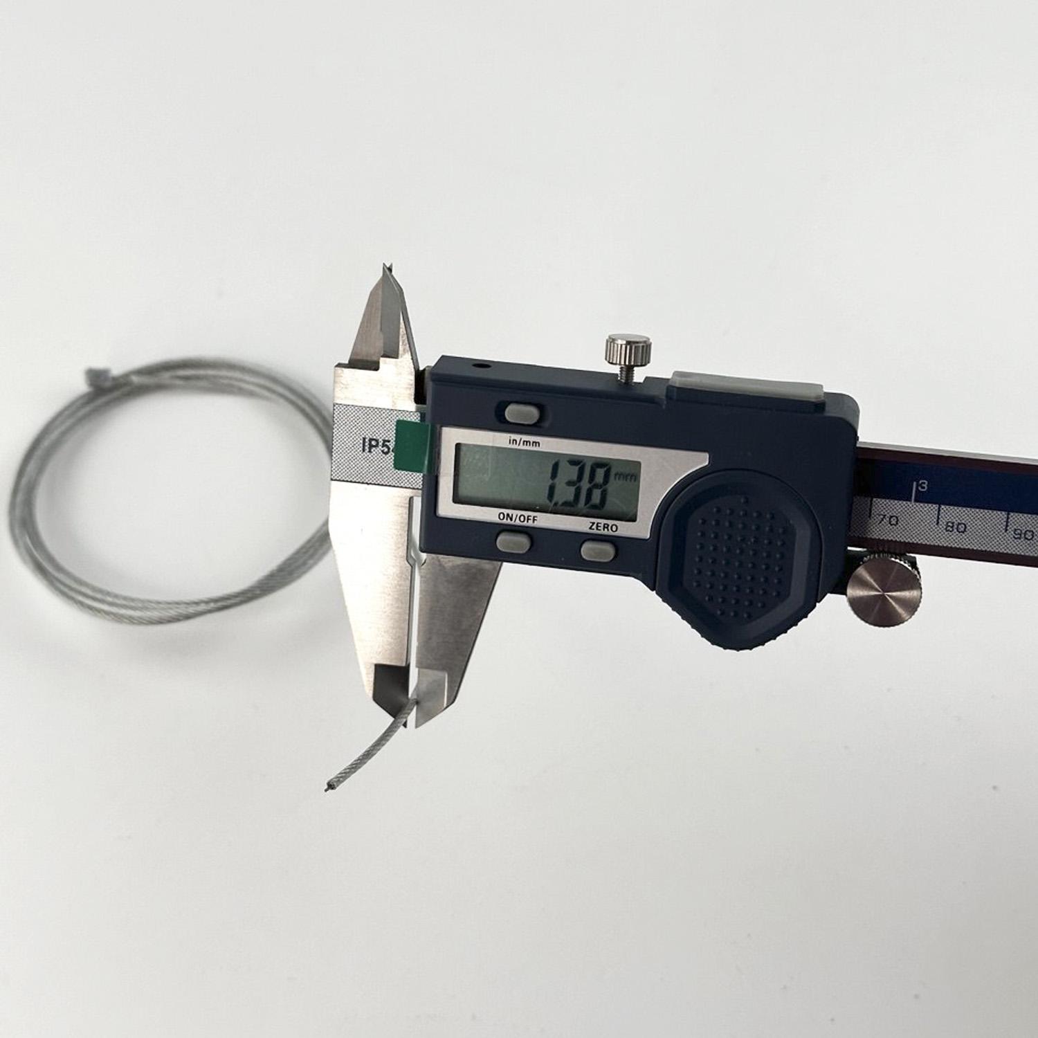 Тросик сталевий d 1,4 мм 1,2 м в декоративному ПВХ обплетенні (7559) - фото 3 Тросик сталевий d 1,4 мм 1,2 м в декоративному ПВХ обплетенні (7559) - фото 3