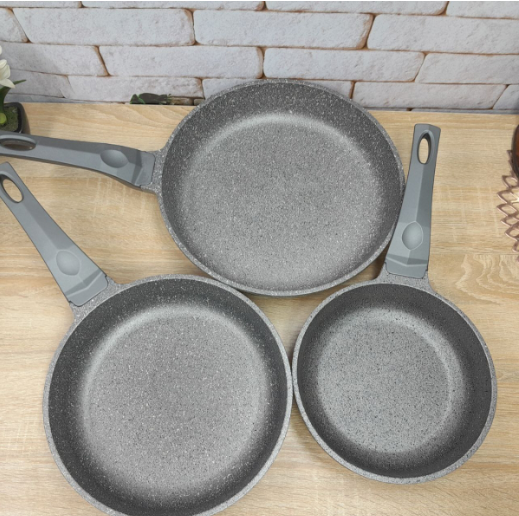 Набір сковорідок алюмінієвих OMS з антипригарним покриттям 20/24/28 см (3727) - фото 4 Набір сковорідок алюмінієвих OMS з антипригарним покриттям 20/24/28 см (3727) - фото 4