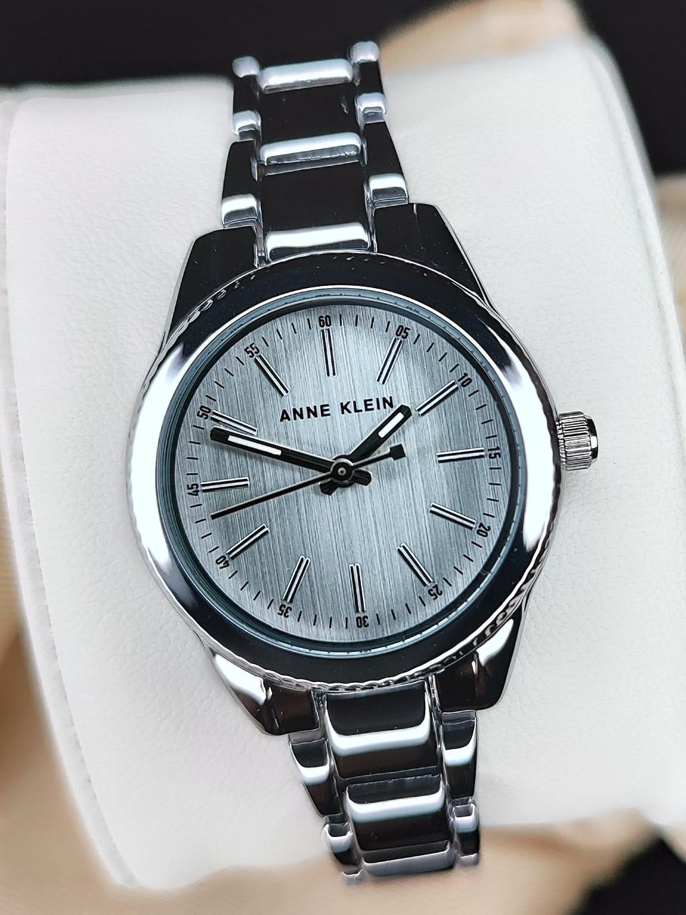 Наручные часы женские Anne Klein AK/5041SVSV с серебристым циферблатом и стальным браслетом