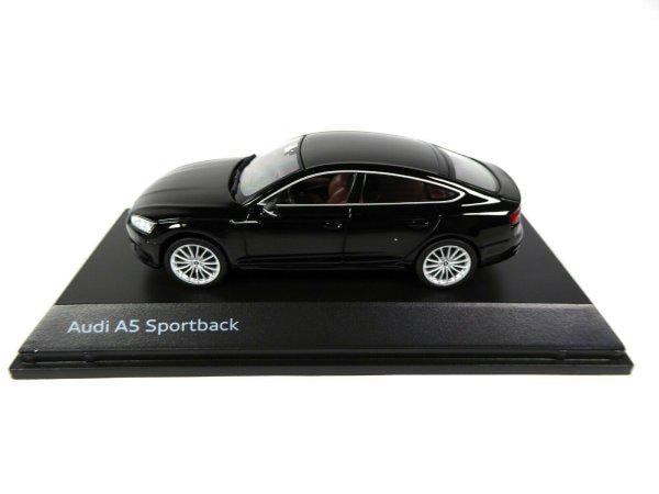 Модель автомобиля 1:43 Audi A5 B9 F5 Sportback Myth Black (5011605033)
