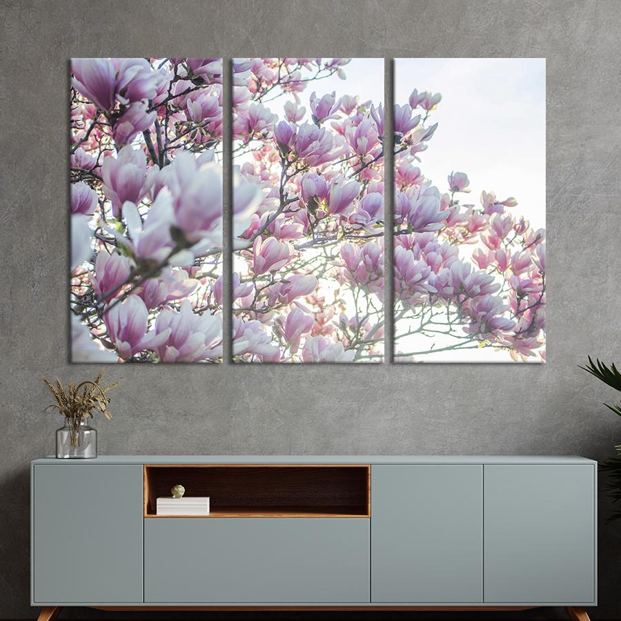 Картина на холсте триптих Прекрасная магнолия 128x81 см (967-31)