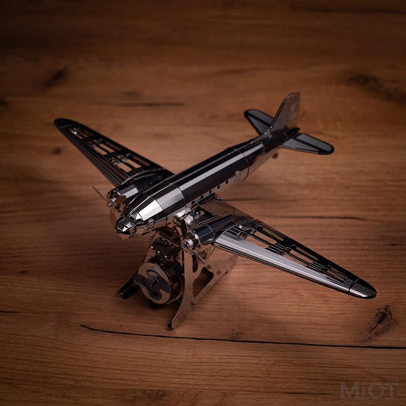 Конструктор METAL-TIME Remarkable Douglas MT057 колекційна модель (3031489) - фото 9