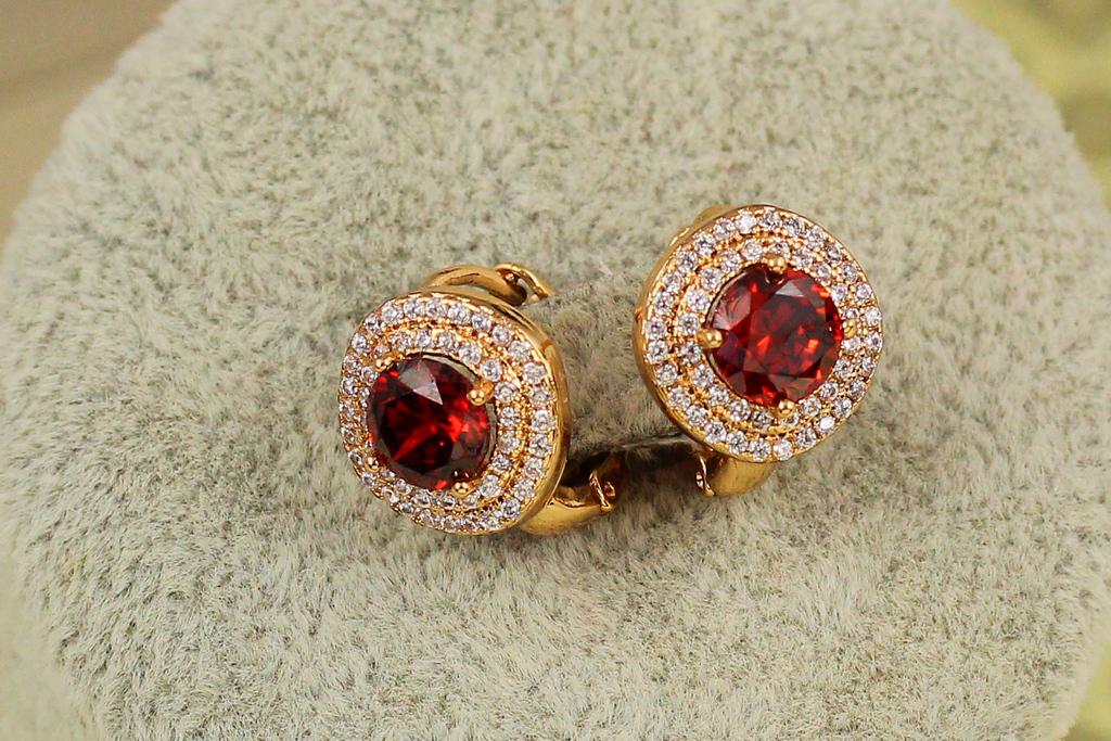 Серьги Xuping Jewelry большая мечта с красным камнем 1,3 см Золотистый (27001158)