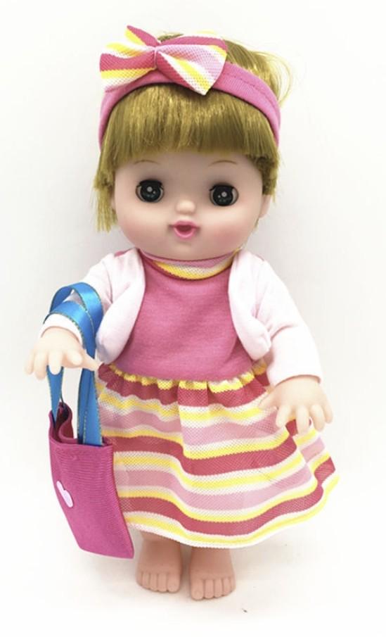 Детская кукла в одежде с сумочкой