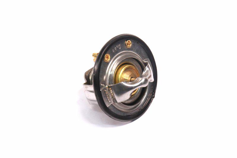 Термостат для Isuzu Богдан 85с в-малый 4hf1/4hg1/4hg1-t/4he1-t 8973007872DK