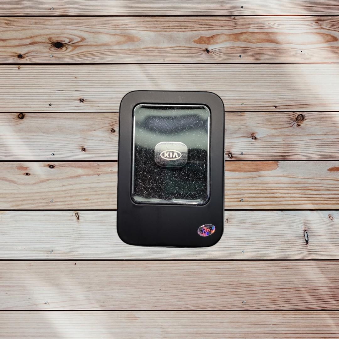 Флеш-пам'ять USB з логотипом авто KIA 32 ГБ (1819869425)