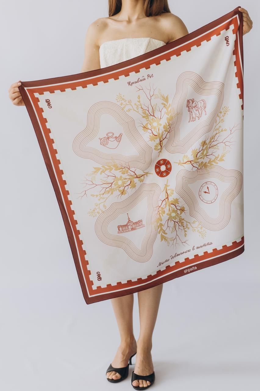 Платок Кривой рог шелковый 55х55 см Красно-бежевый - фото 2 Платок Кривой рог шелковый 55х55 см Красно-бежевый - фото 2