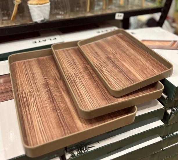 Набір з 3 підносів з меламіновим покриттям нековзними Brown (128439) - фото 2 Набір з 3 підносів з меламіновим покриттям нековзними Brown (128439) - фото 2