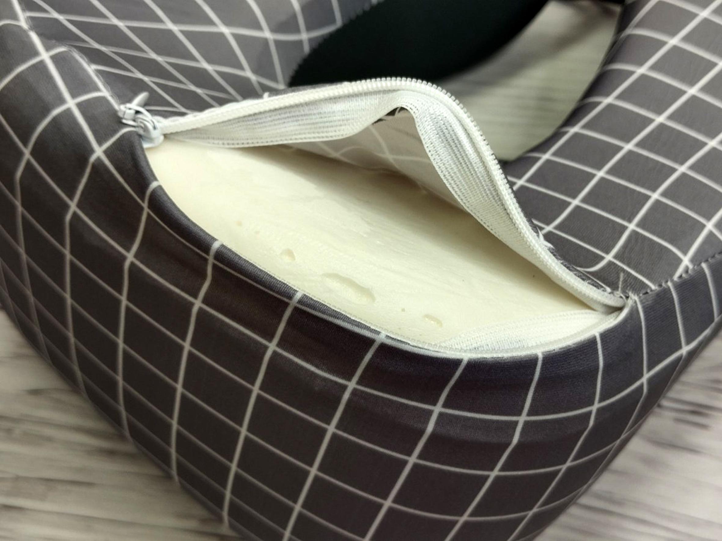 Подушка для подорожей Malloory Home в клітинку 28х30 см Сірий (18571430) - фото 3 Подушка для подорожей Malloory Home в клітинку 28х30 см Сірий (18571430) - фото 3