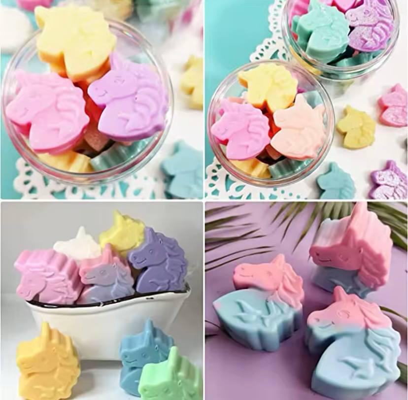 Форма для випічки десертів/льоду та цукерок Єдинороги силіконова 8 осередків (b25d038d) - фото 2 Форма для випічки десертів/льоду та цукерок Єдинороги силіконова 8 осередків (b25d038d) - фото 2