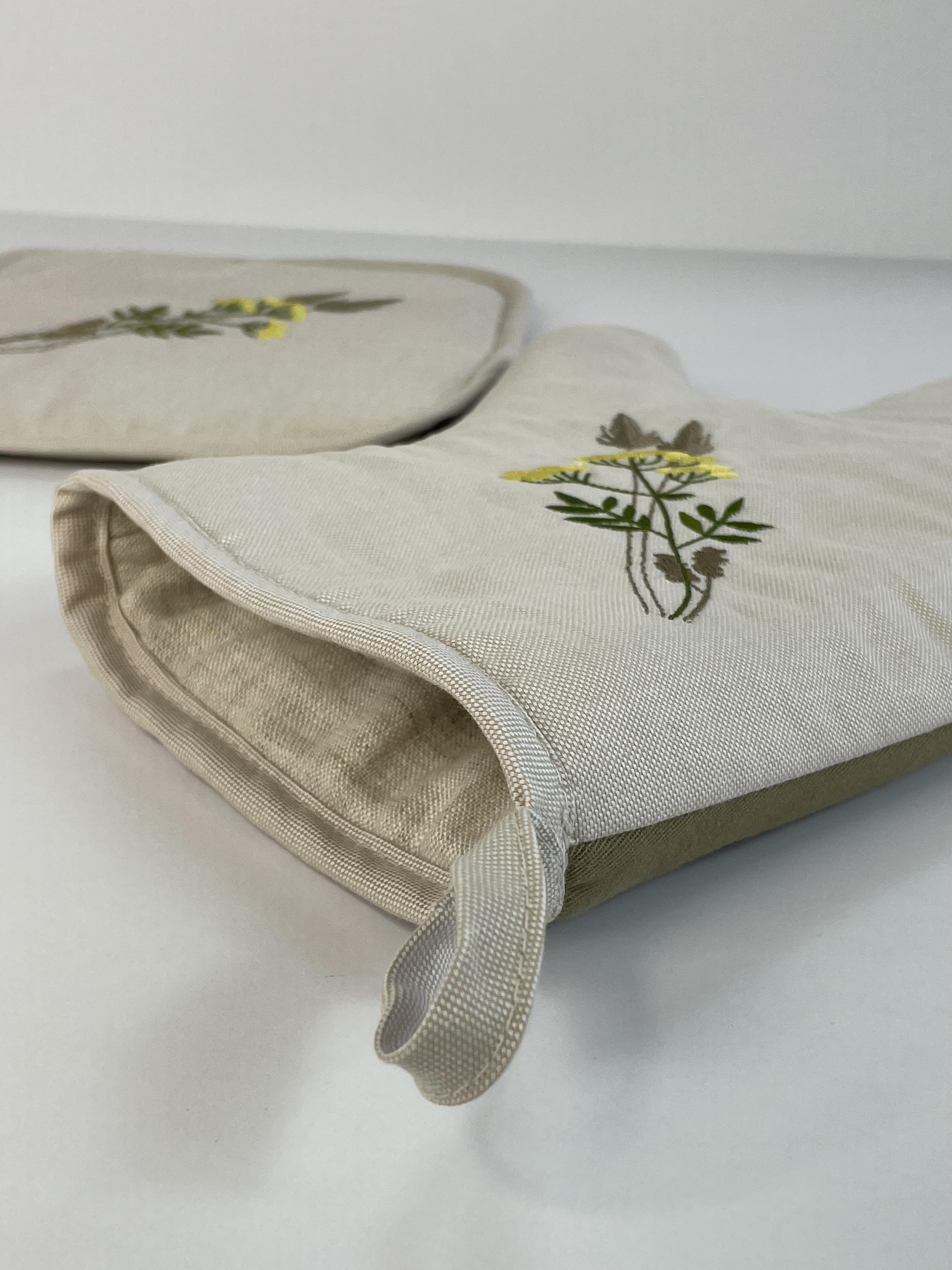 Рукавичка з прихваткою з вишивкою Пижма (29898091) - фото 2 Рукавичка з прихваткою з вишивкою Пижма (29898091) - фото 2