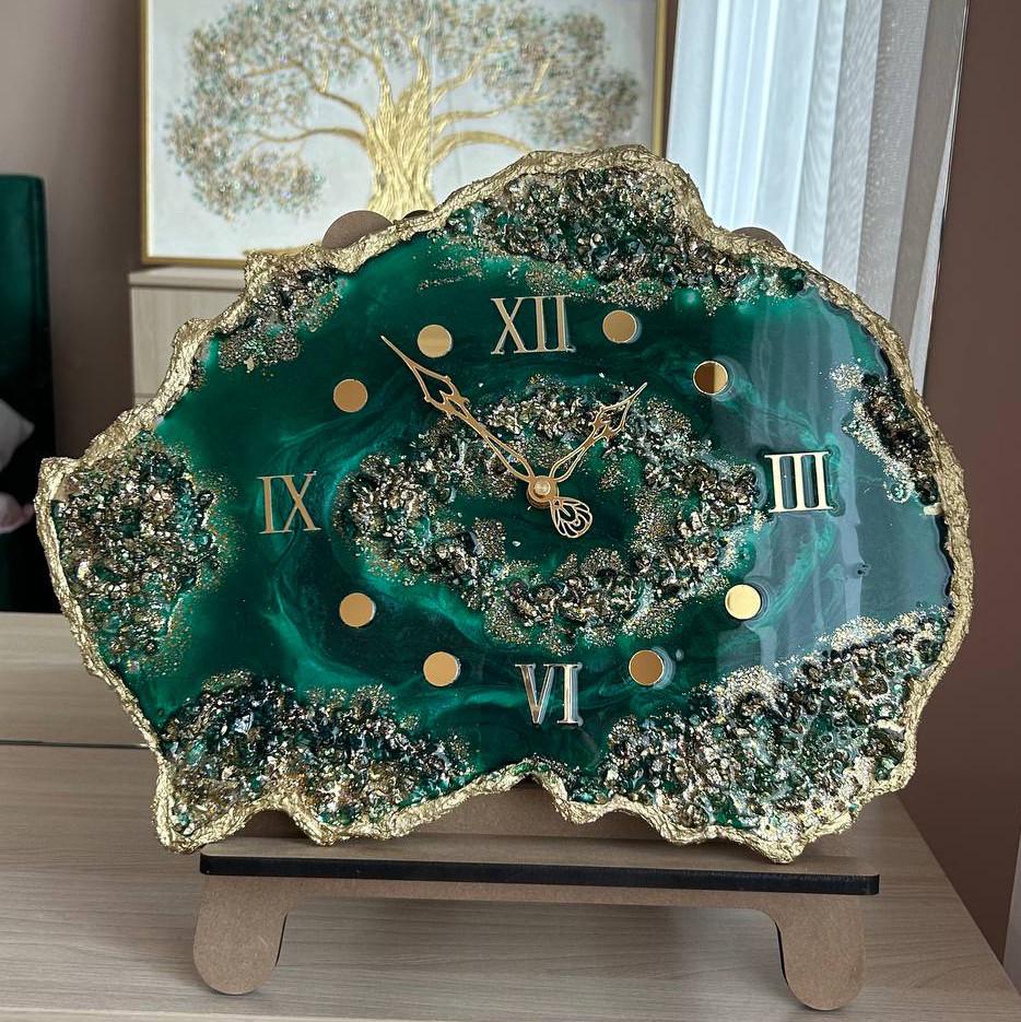 Часы настенные фигурные из эпоксидной смолы Срез камня 70х55 см