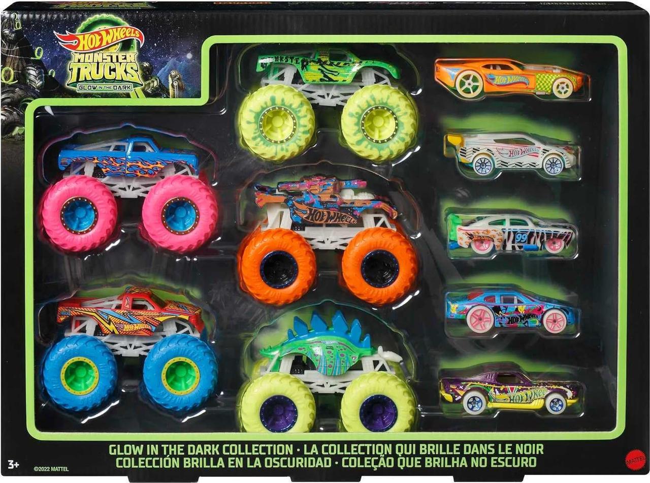 Набор из 10 машинок и светящихся в темноте монстр-траков Hot Wheels Monster Trucks Glow in the Dark (HCB57)