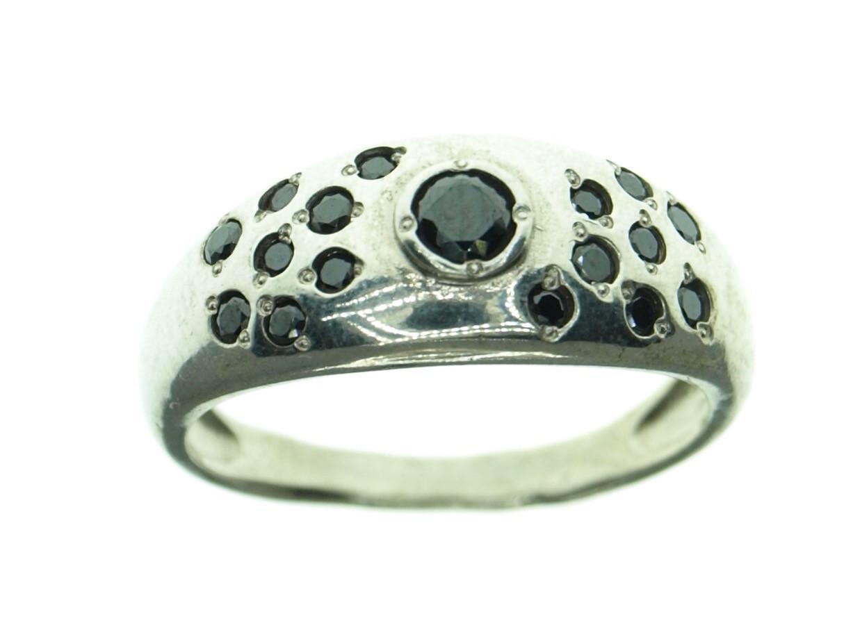 Кольцо из серебра с фианитом 3,51 г р. 18 (2101800241)