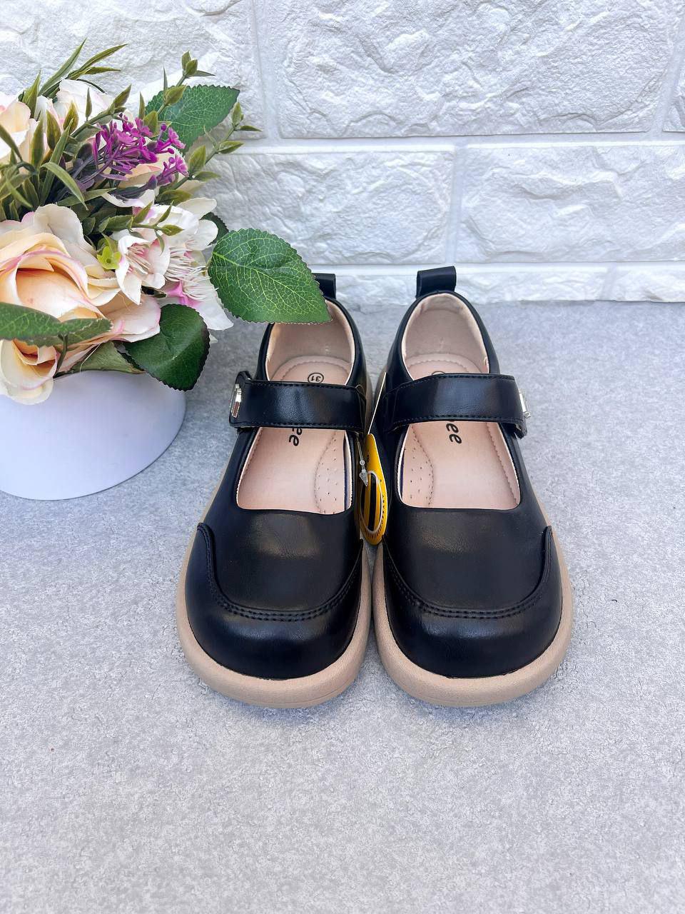 Туфлі для дівчинки Clibee Чорний 1539 р. 35 21,5 см (1539-1) - фото 2 Туфлі для дівчинки Clibee Чорний 1539 р. 35 21,5 см (1539-1) - фото 2