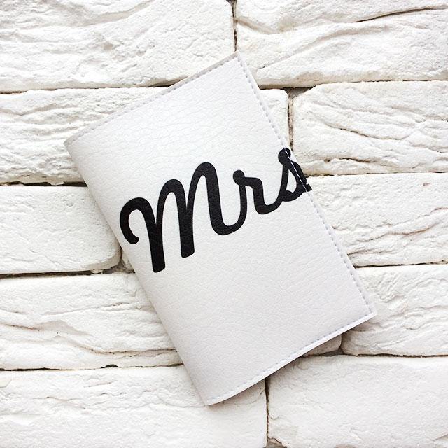Обкладинка для паспорта Mrs Білий (149) Обкладинка для паспорта Mrs Білий (149)