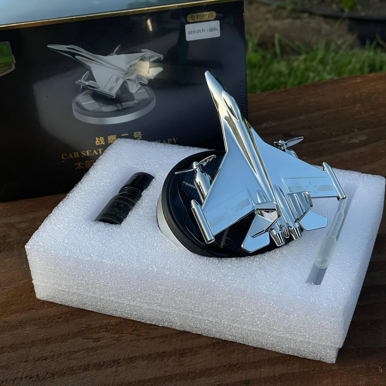 Ароматизатор автомобільний літак на сонячних елементах Сірий - фото 6 Ароматизатор автомобільний літак на сонячних елементах Сірий - фото 6