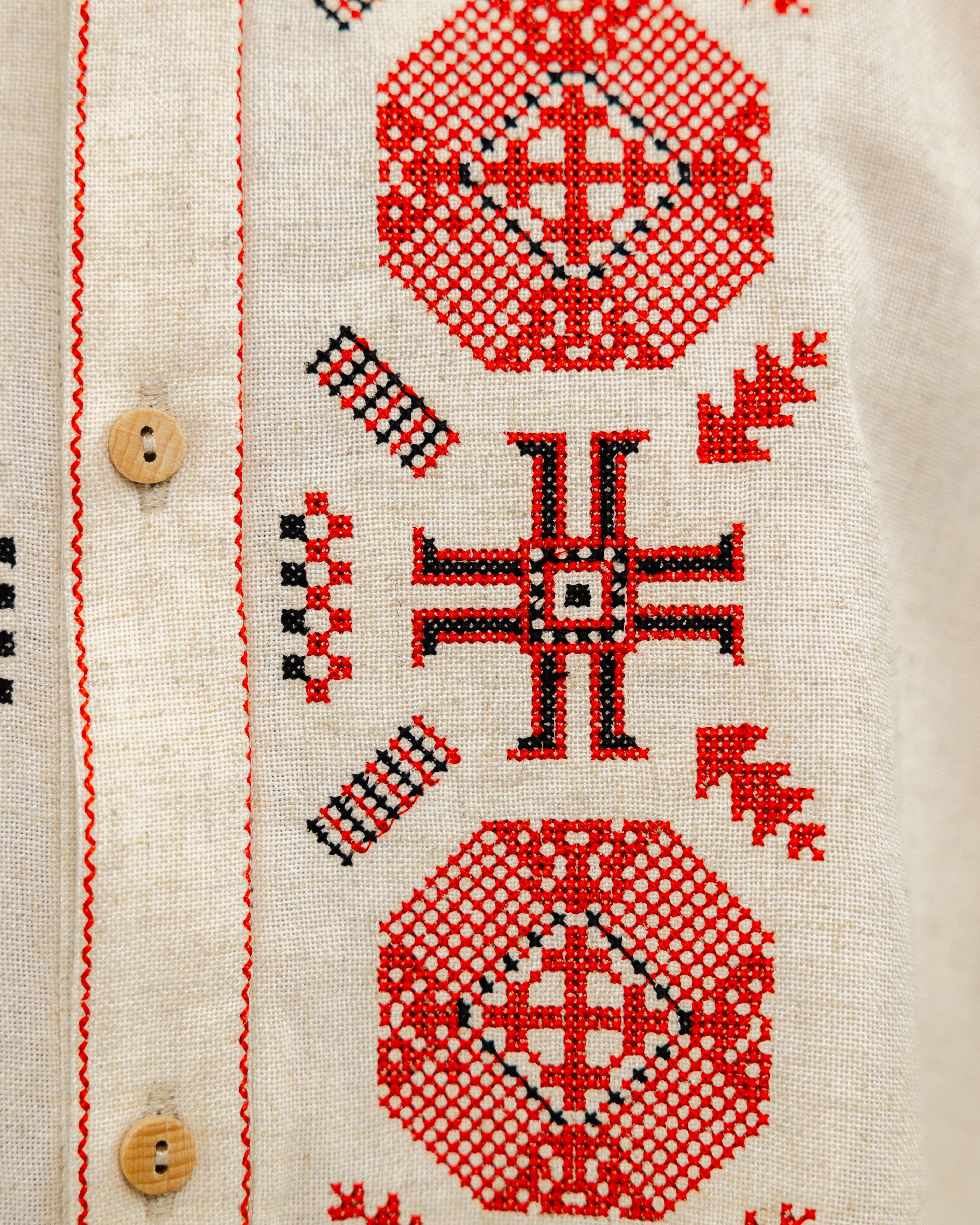 Рубашка-вышиванка мужская XRmaster Родословная XL (0002202-XL) - фото 4 Рубашка-вышиванка мужская XRmaster Родословная XL (0002202-XL) - фото 4