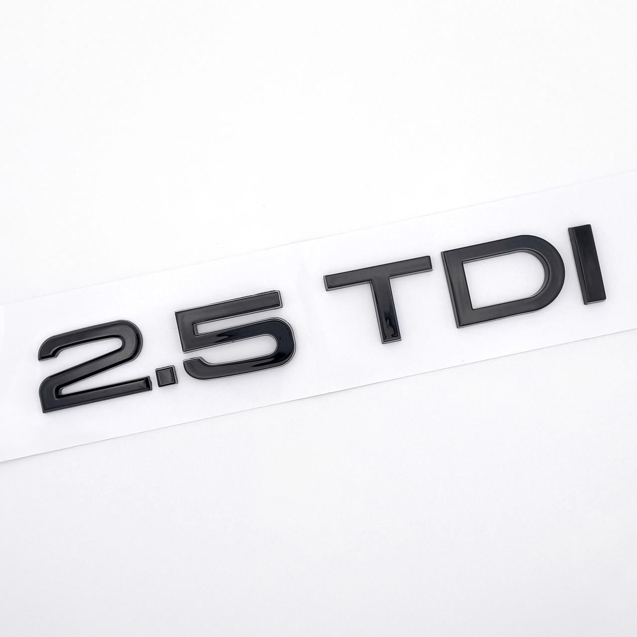Эмблема надпись 2,5 TDI Audi ABS 16х2,3 см Черный глянцевый (2944049468)
