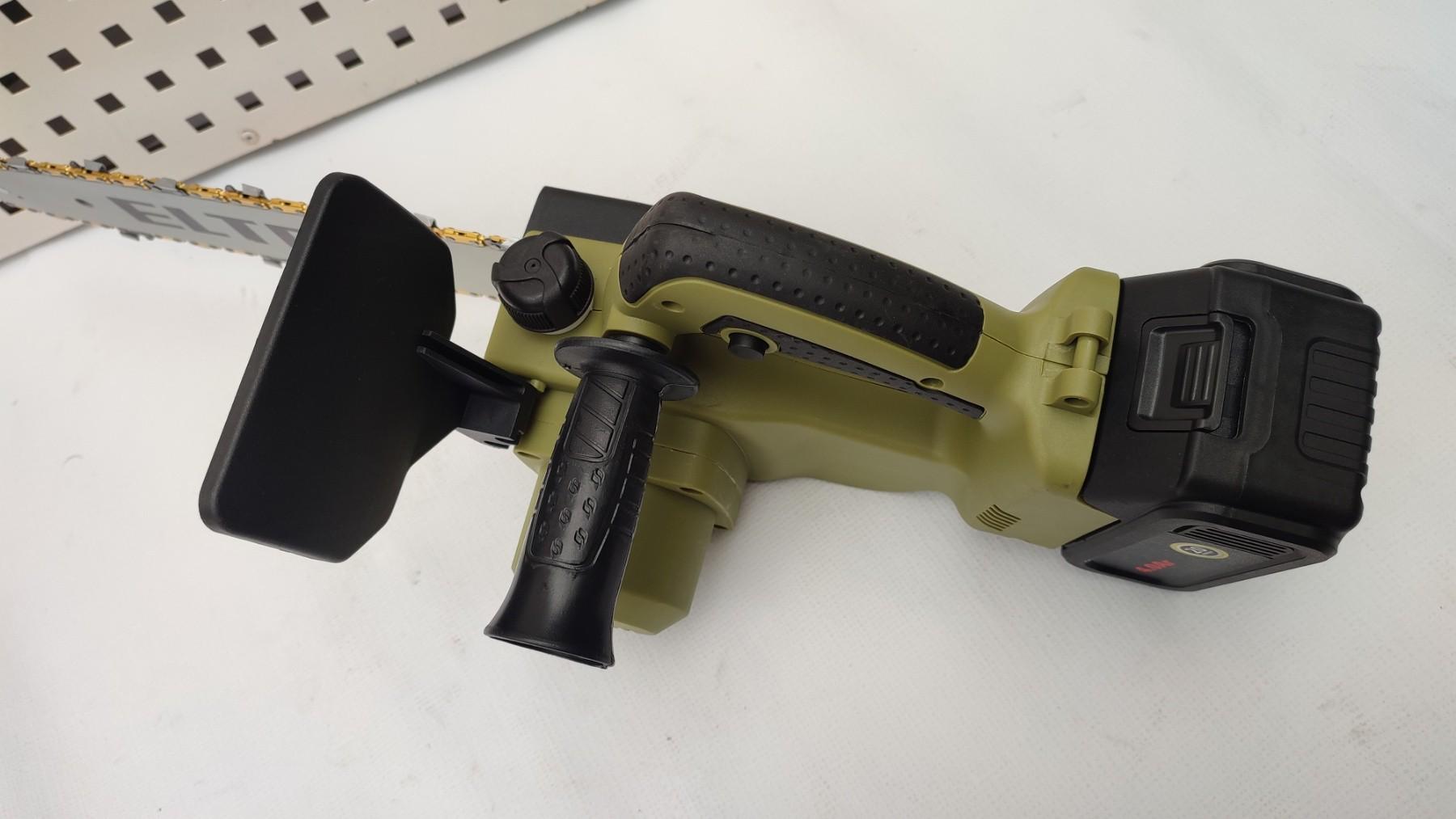 Пилка аккумуляторная цепная Eltos АПЦ-20V/12-4 20 V (55592855) - фото 8 Пилка аккумуляторная цепная Eltos АПЦ-20V/12-4 20 V (55592855) - фото 8