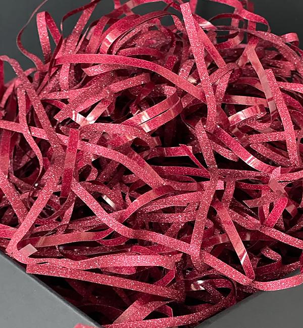 Наполнитель для подарочных коробок 50 г Красный с блестками (1353795)