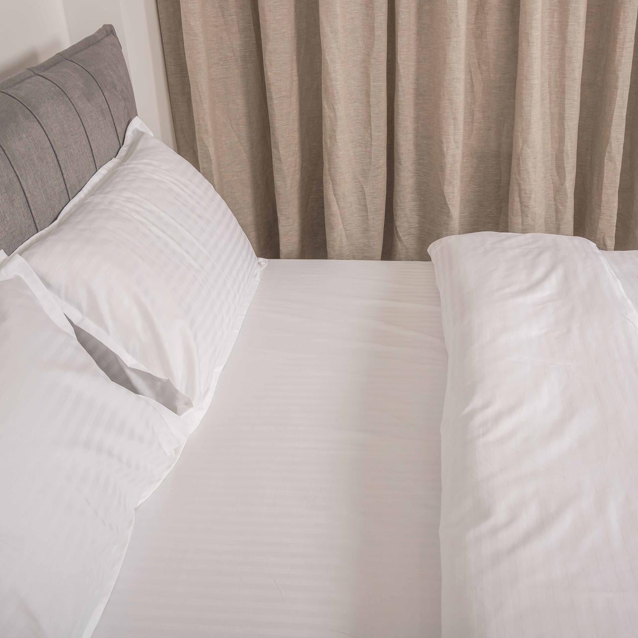 Простыня Viluta сатин страйп 150x214 см Белый (24938591)