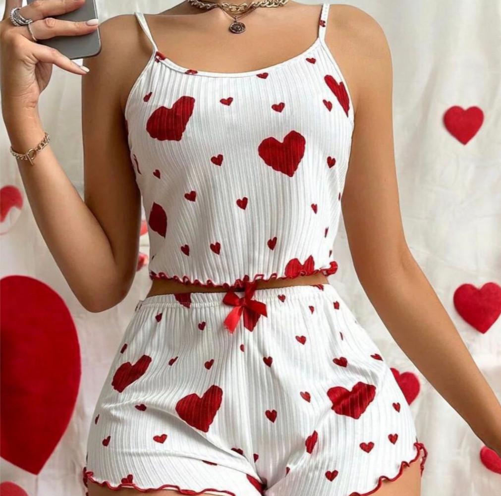 Пижама женская короткая топ и шорты с сердечками M