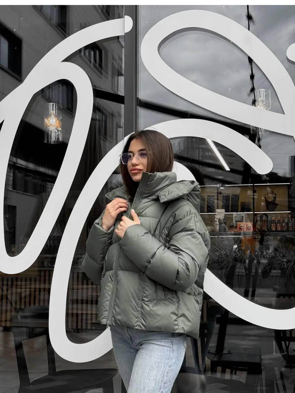 Пуховик жіночий зимовий D&V Coture DV-009 р. 46 Оливковий (29175868) - фото 3 Пуховик жіночий зимовий D&V Coture DV-009 р. 46 Оливковий (29175868) - фото 3