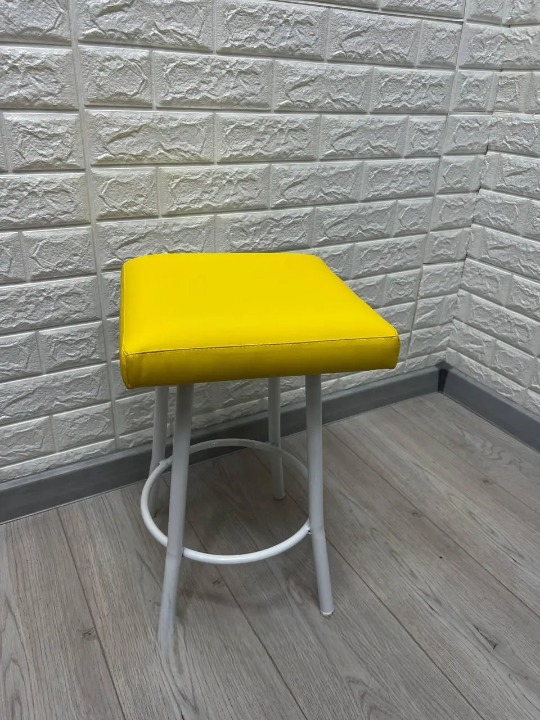 Табурет кухонний Tutty+ 30х30х45 см Жовтий/Сірий (28374530)