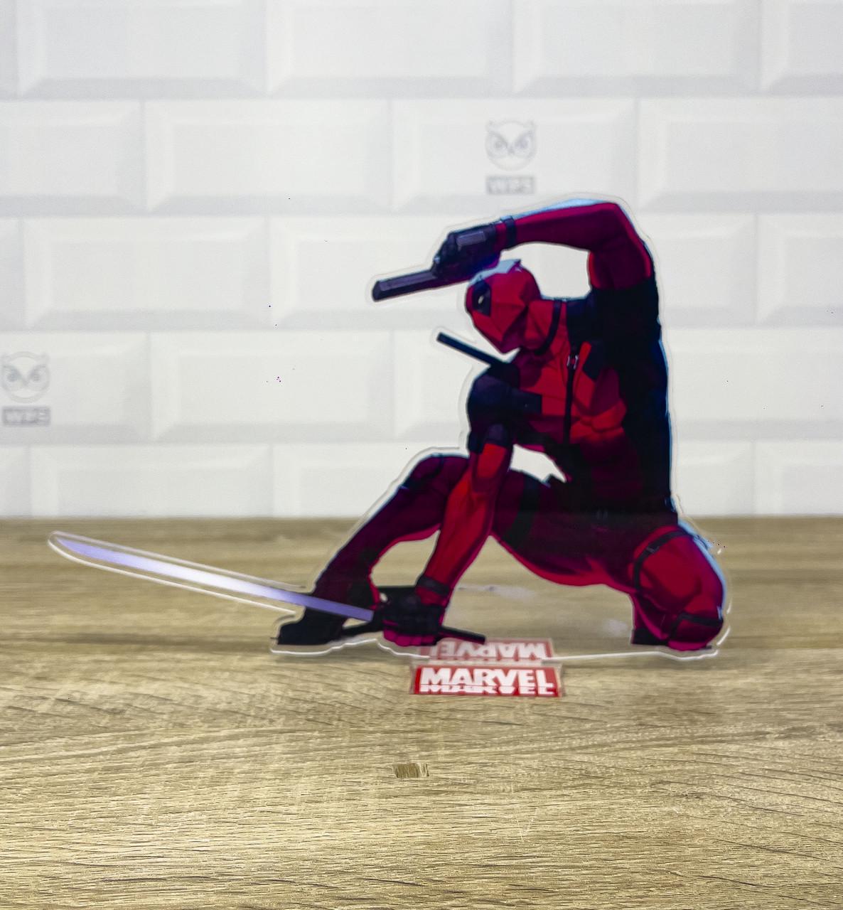 Фигурка коллекционная акриловая Marvel Deadpool 15 см (2117601130)