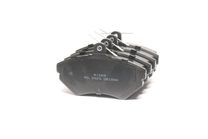 Колодки тормозные дисковые Audi A4 Volkswagen Passat 96-00 передние (RD.3323.DB1266 RIDER)