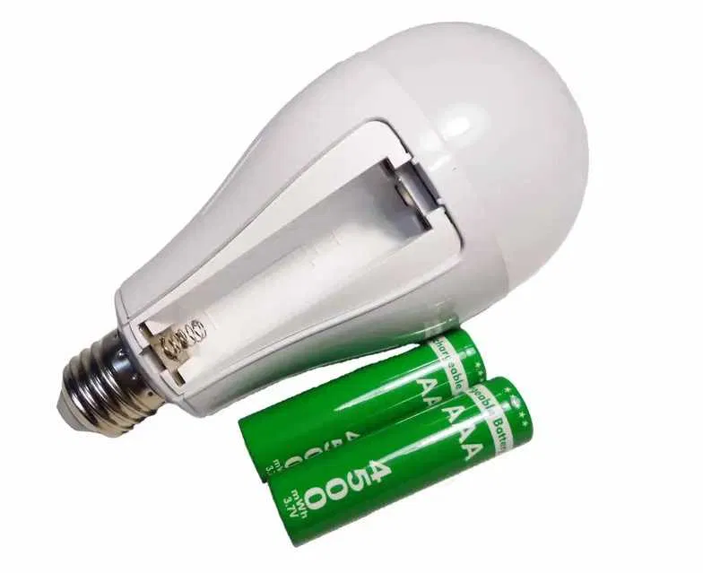 Лампа аварийная светодиодная на патрон Е27 20W AC90V-265V 50/60 Гц 1М-1050LX 6800-7300 К с аккумулятором