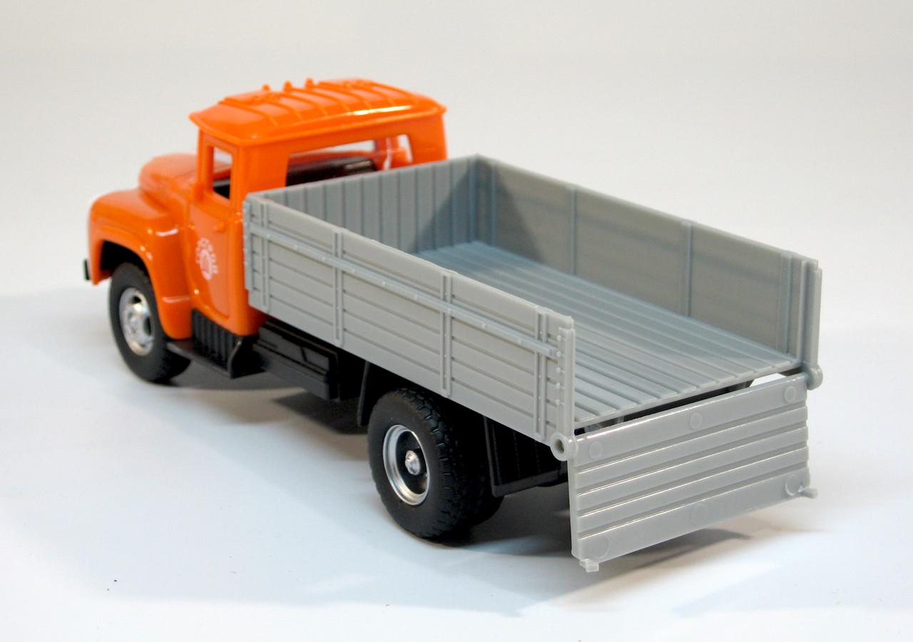 Модель пластмассовая ЗИЛ-130 (9709B) - фото 4 Модель пластмассовая ЗИЛ-130 (9709B) - фото 4