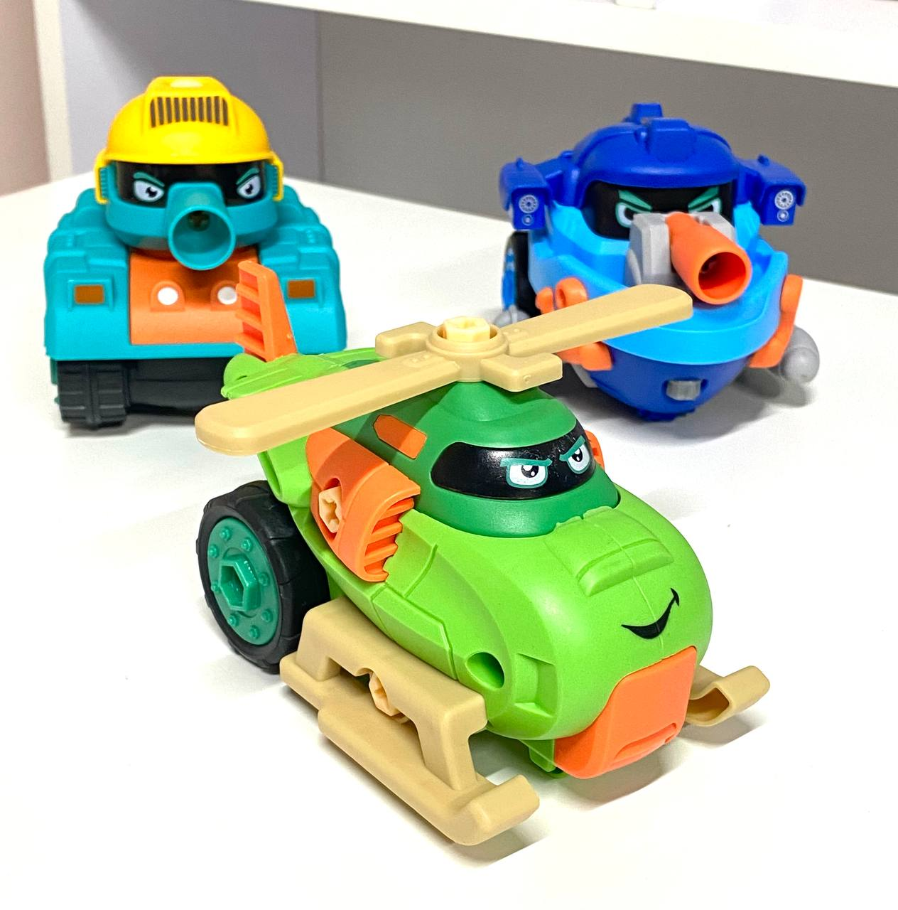 Набор машинок-конструктор детский Limo Toy JD1899-21A на шурупах с отверткой (2492671728) Набор машинок-конструктор детский Limo Toy JD1899-21A на шурупах с отверткой (2492671728)