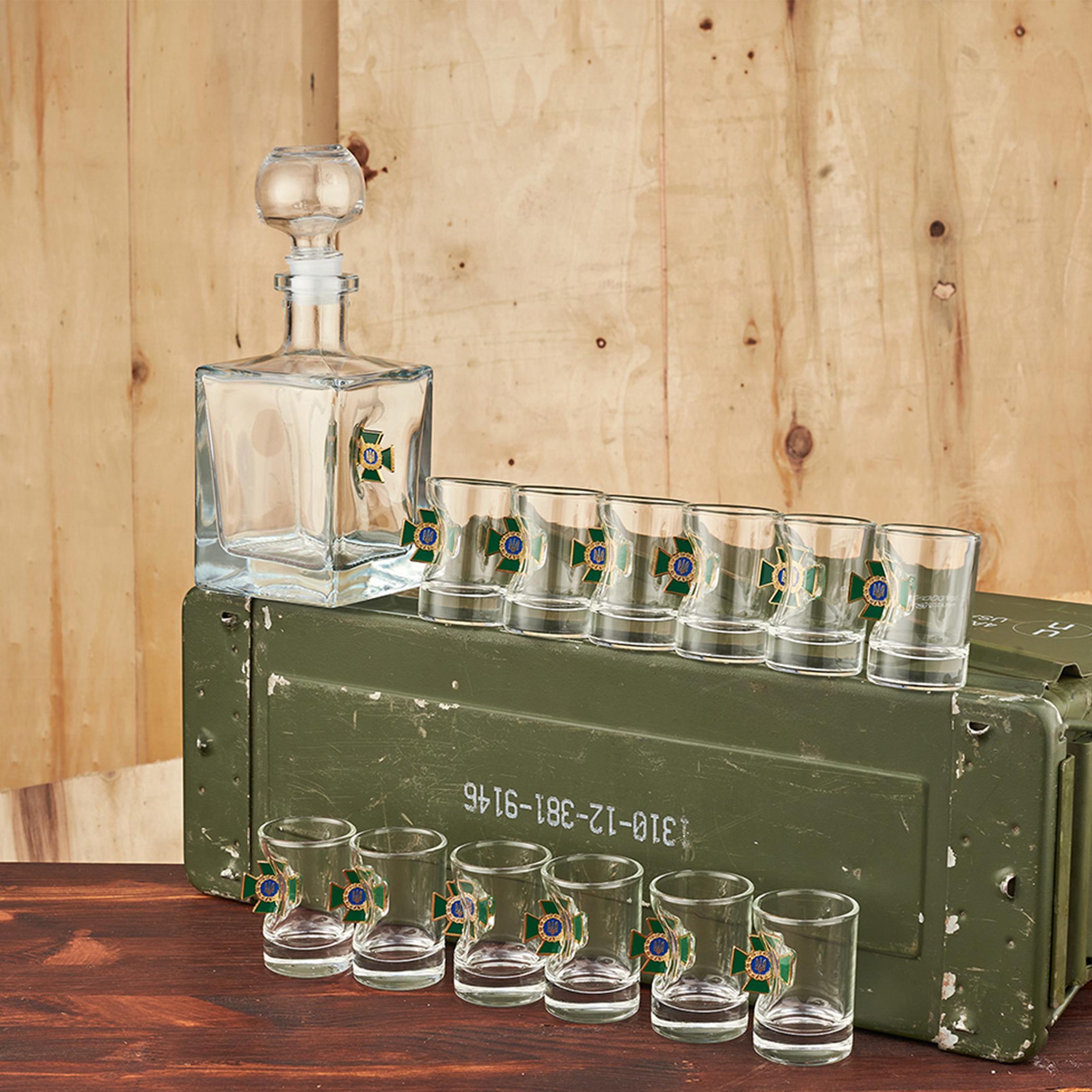 Набор VSKLO БК большой графин и рюмки ДПСУ (28918399) - фото 6 Набор VSKLO БК большой графин и рюмки ДПСУ (28918399) - фото 6