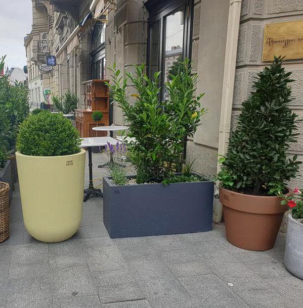 Вазон бетонний Борміо вуличний 350x430 мм 25 кг 25 л (BOR3) - фото 5 Вазон бетонний Борміо вуличний 350x430 мм 25 кг 25 л (BOR3) - фото 5