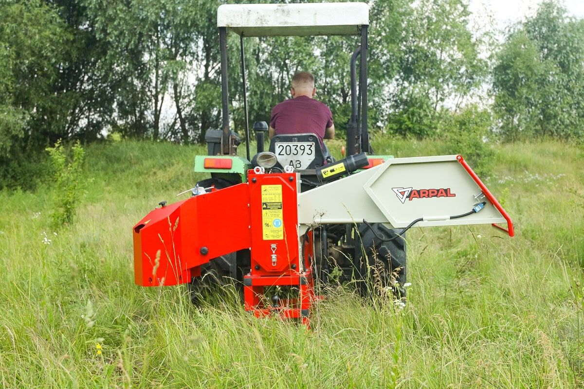 Подрібнювач гілок Arpal на шматки дров до трактора (АМ-120ТР) - фото 15 Подрібнювач гілок Arpal на шматки дров до трактора (АМ-120ТР) - фото 15