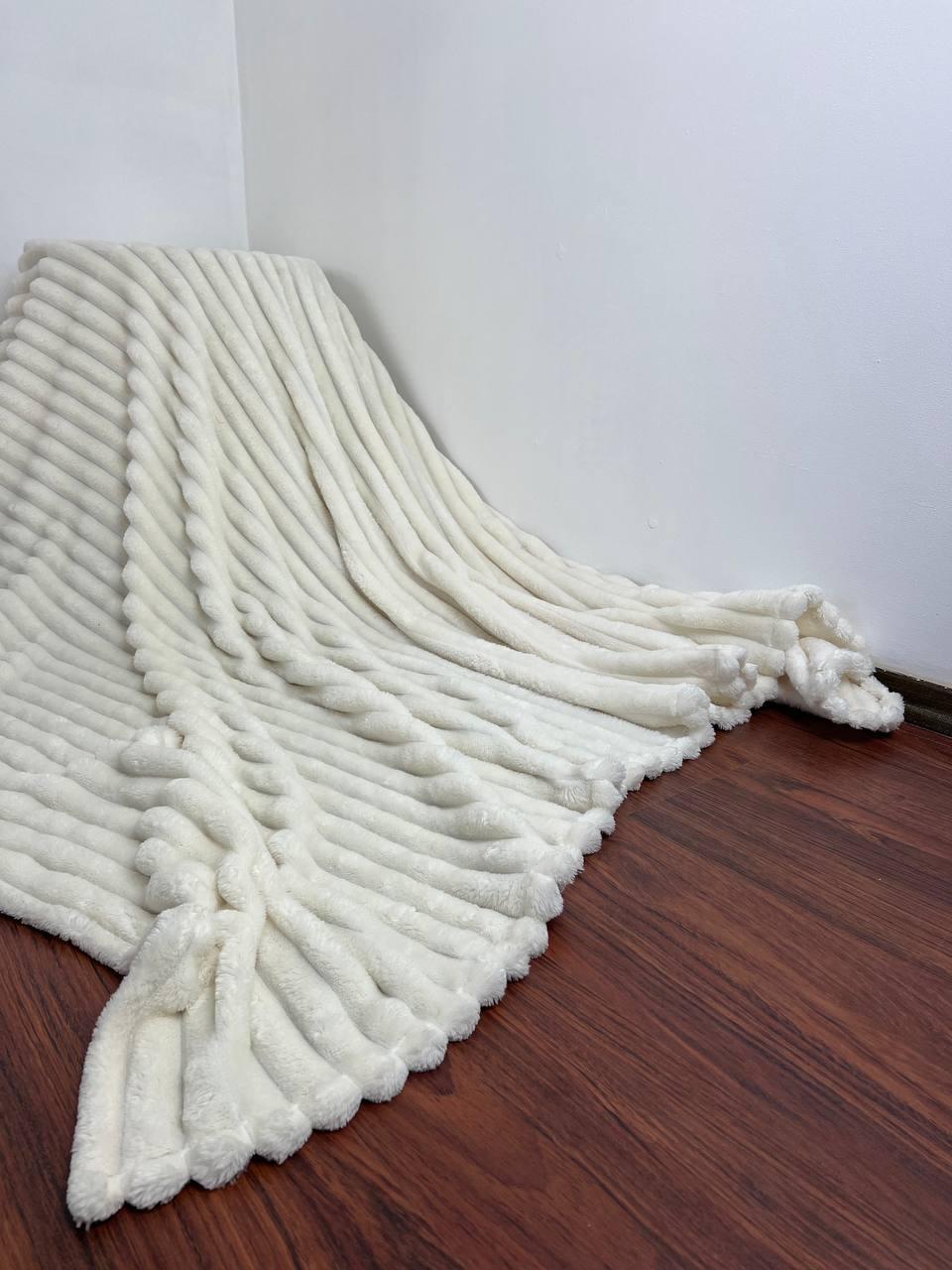 Плед Королівський шарпей двоспальний 180х220 см Молочний - фото 3 Плед Королівський шарпей двоспальний 180х220 см Молочний - фото 3