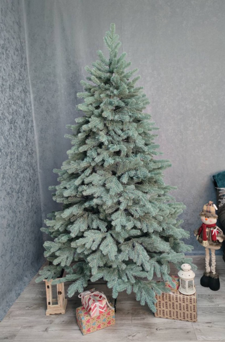 Штучна ялинка лита Ковалівська з металевою підставкою 1,50 м Блакитний (NYT15164) - фото 3 Штучна ялинка лита Ковалівська з металевою підставкою 1,50 м Блакитний (NYT15164) - фото 3