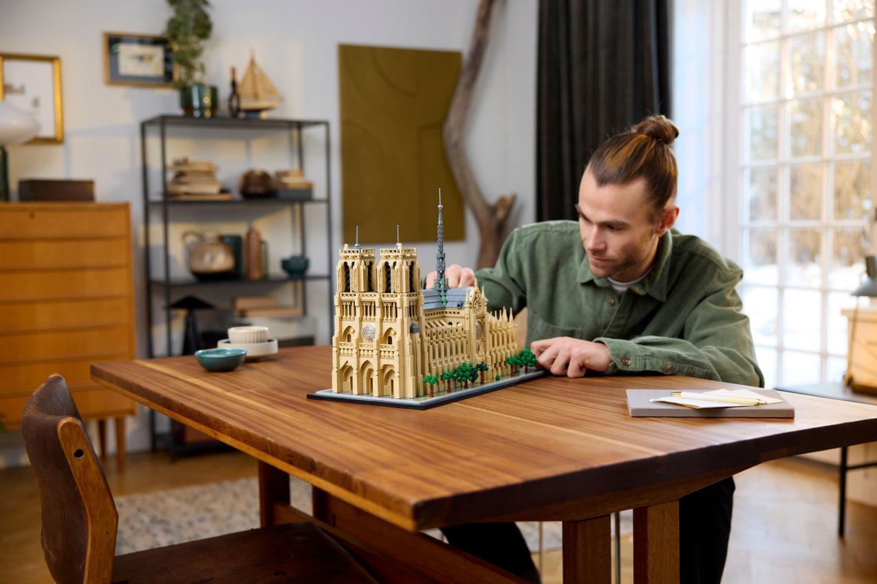 Конструктор Нотр-Дам-де-Парі 4383 деталі (8733) - фото 10 Конструктор Нотр-Дам-де-Парі 4383 деталі (8733) - фото 10