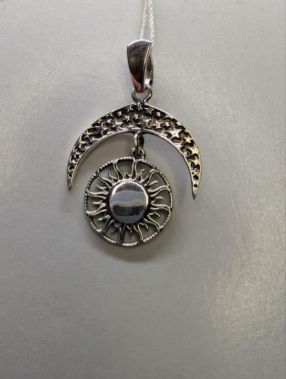 Срібний кулон Сонце в лунниці 925 проба (26942998) - фото 6 Срібний кулон Сонце в лунниці 925 проба (26942998) - фото 6