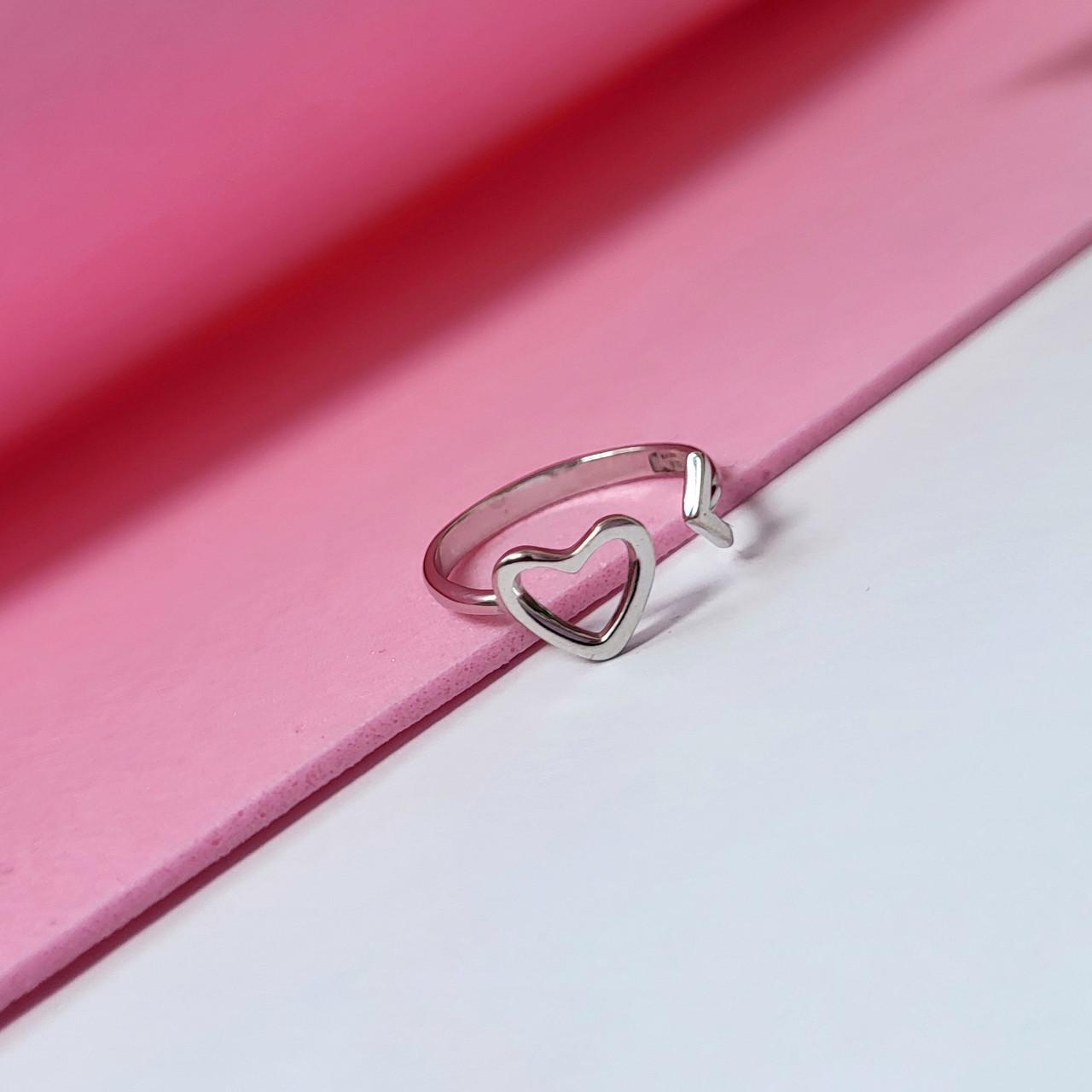 Кольцо серебряное женское без камней р. 15-16 925 пробы 0,91 г (81760)