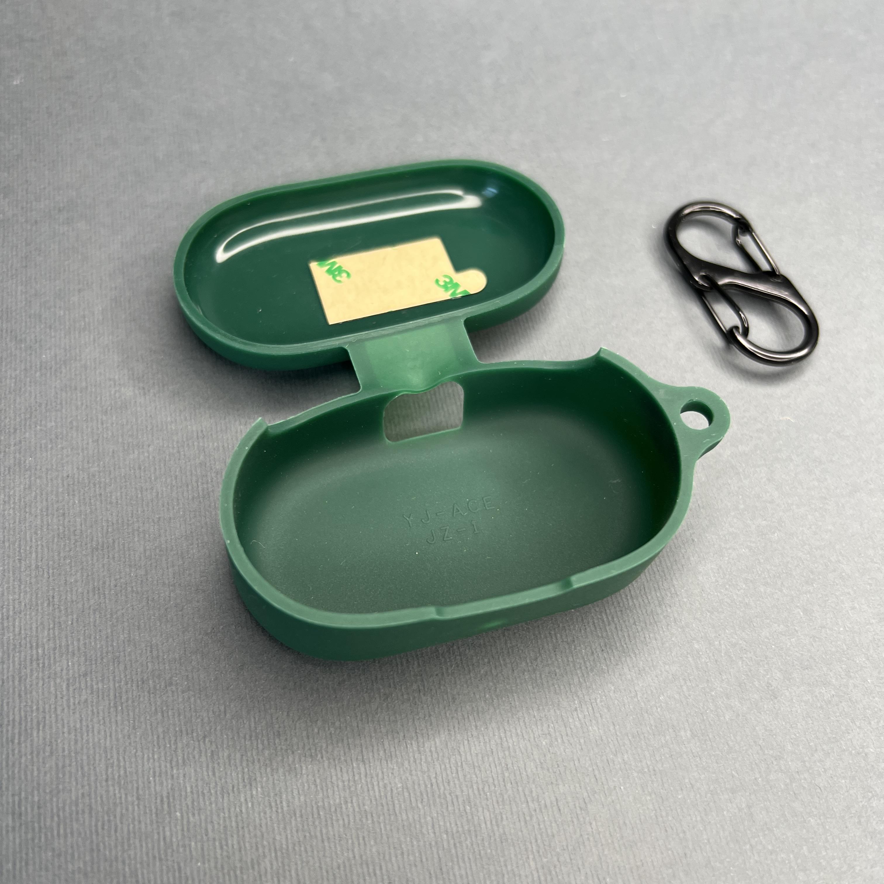 Чехол для наушников Oppo Enco Buds 2 с карабином противоударный Зеленый (798280) - фото 2