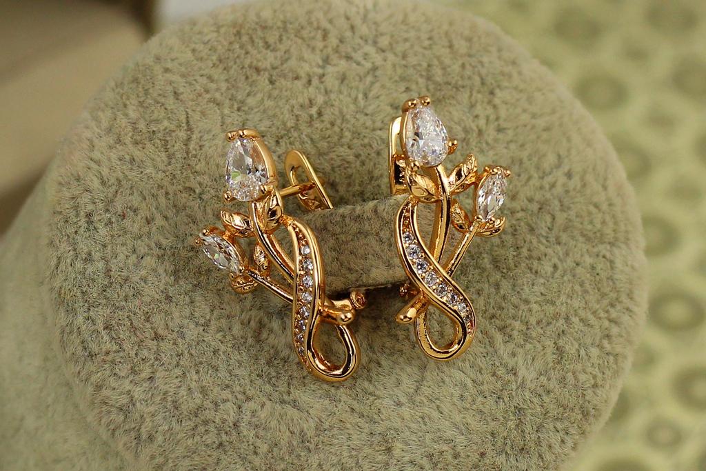 Сережки Xuping Jewelry Ніжне цвітіння 2,3 см Золотистий (34869771)