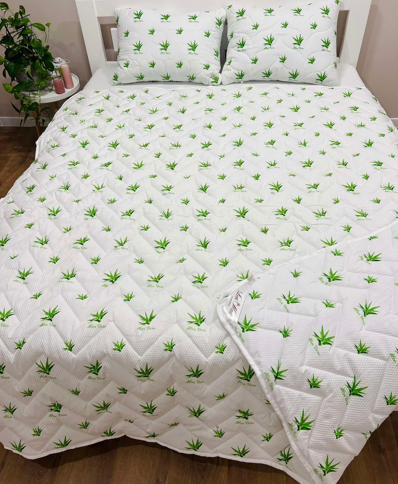 Одеяло летнее Алое Вера микроволокно двуспальное 180x200 см Белый (26527017)