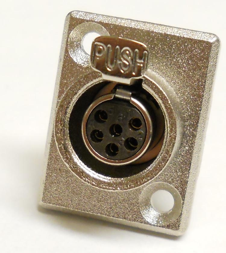 Панельний роз'єм-гніздо Moco mini XLR 6-контактне з фланцем на 2 отвори SA107-6P для світлового обладнання 1 шт. (000049393_1) Панельний роз'єм-гніздо Moco mini XLR 6-контактне з фланцем на 2 отвори SA107-6P для світлового обладнання 1 шт. (000049393_1)