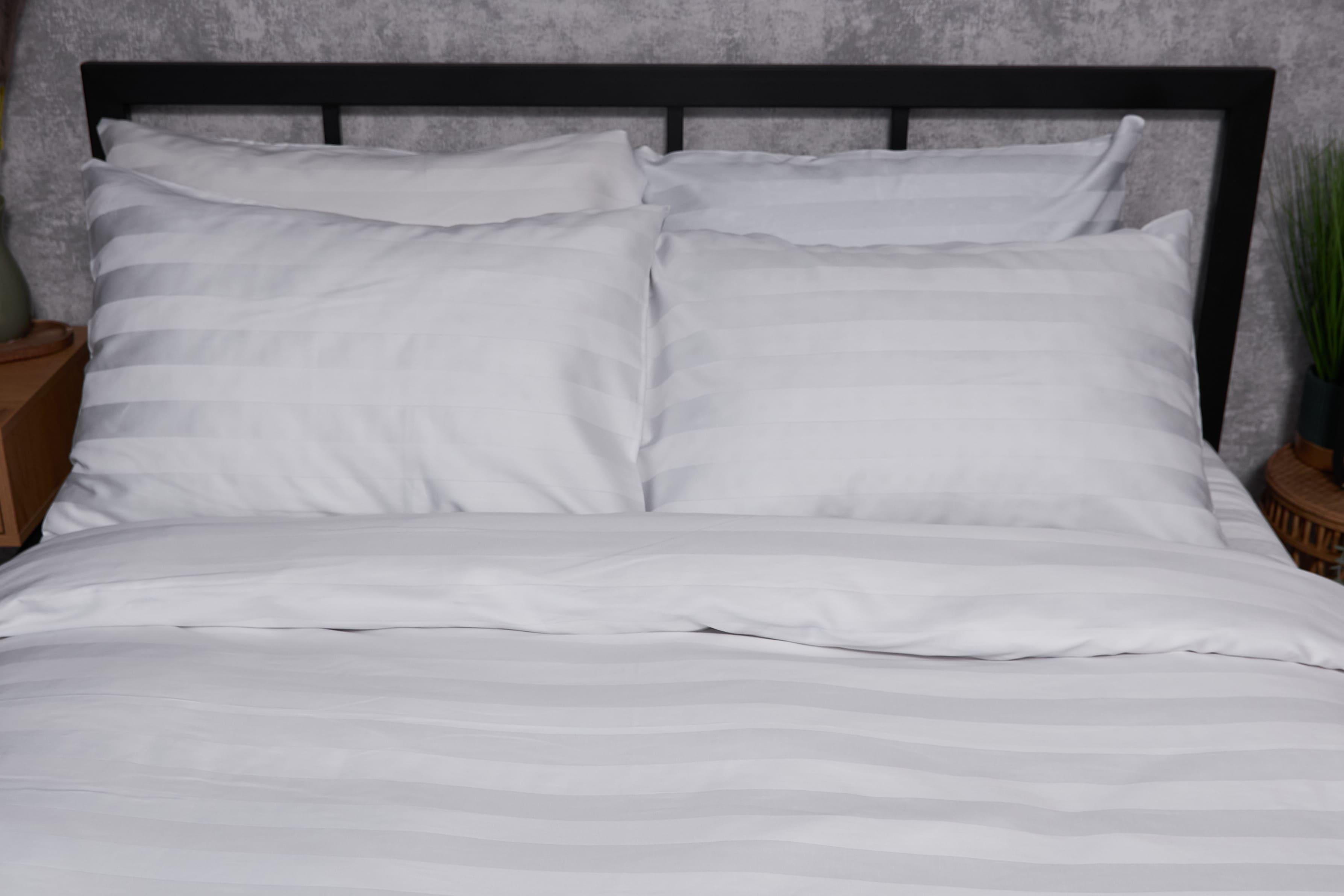 Комплект постільної білизни Moon&Star Satin Premium Royal White полуторний євро 160х220 см 50х70 см/4 шт. (MS-820002951) - фото 3 Комплект постільної білизни Moon&Star Satin Premium Royal White полуторний євро 160х220 см 50х70 см/4 шт. (MS-820002951) - фото 3