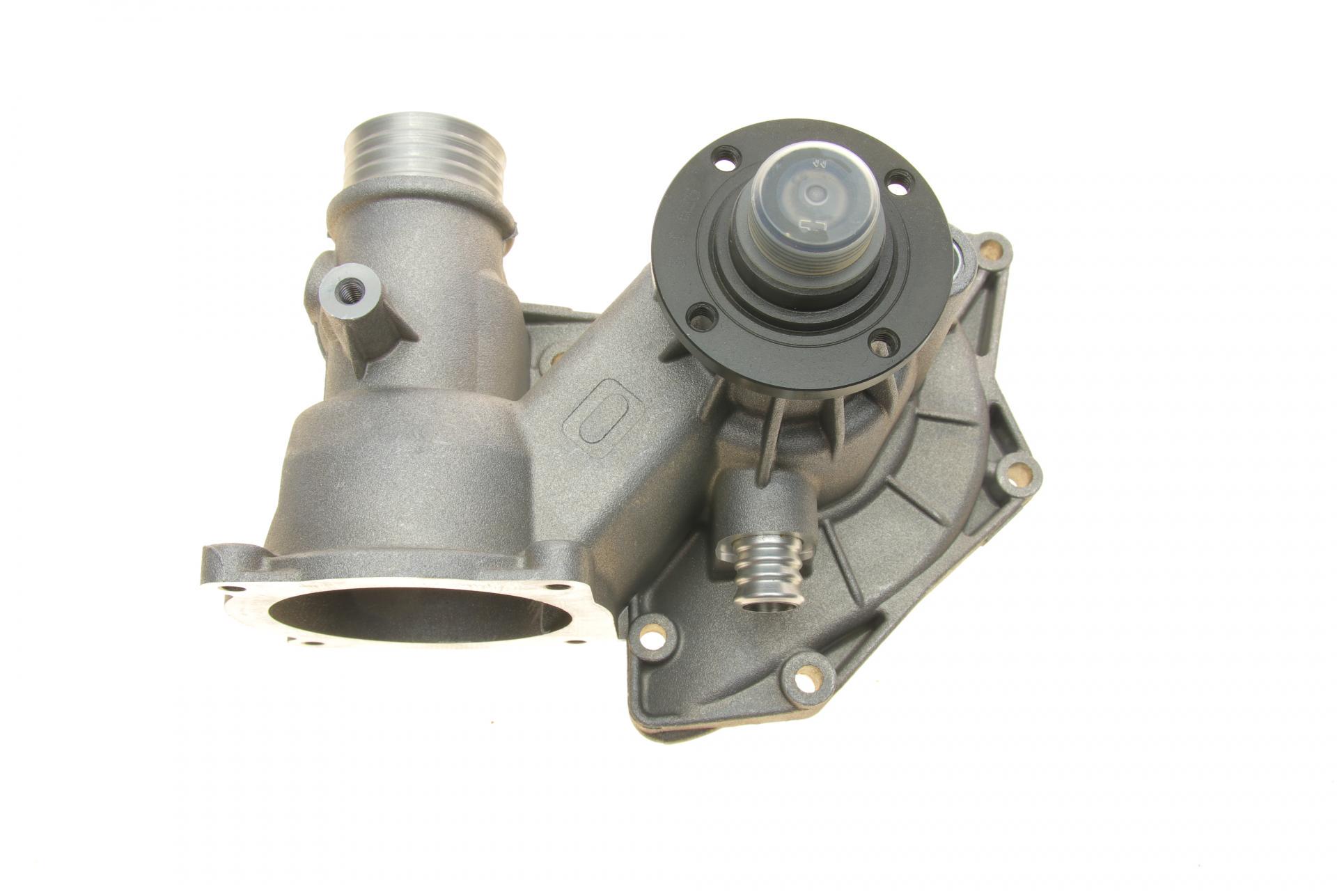 Водяная помпа Bugatti BMW 5 E39/7 E38/8 E31 96-03 M62 B35/B44 R/B 7 лопастей (PA5408)